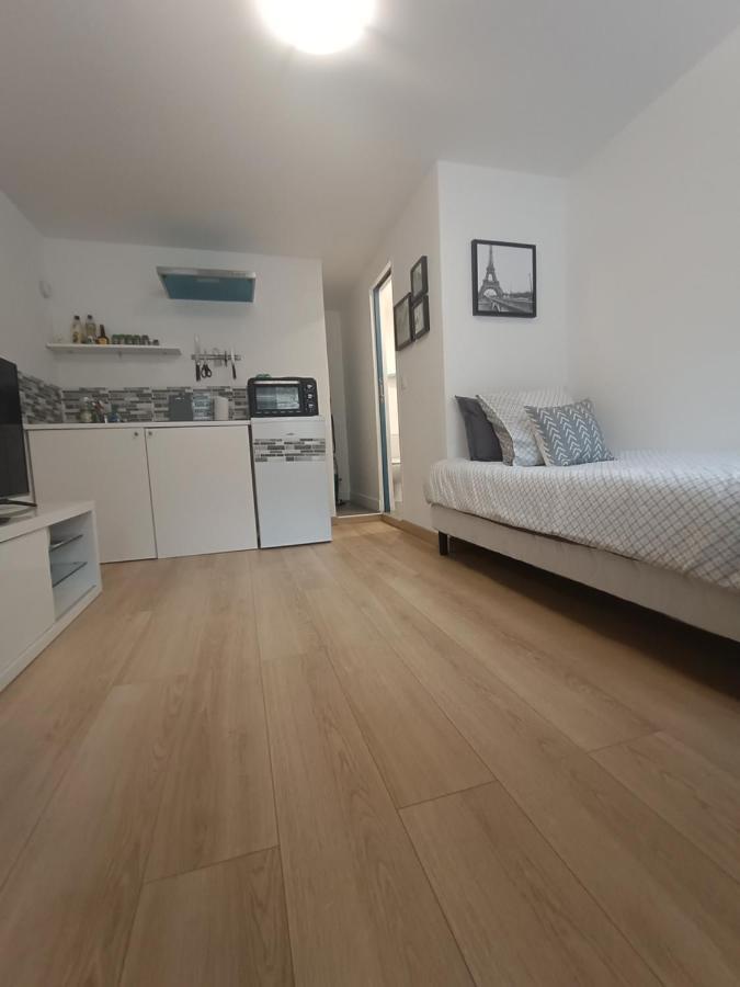 Studio Meuble A Bougival Exteriör bild
